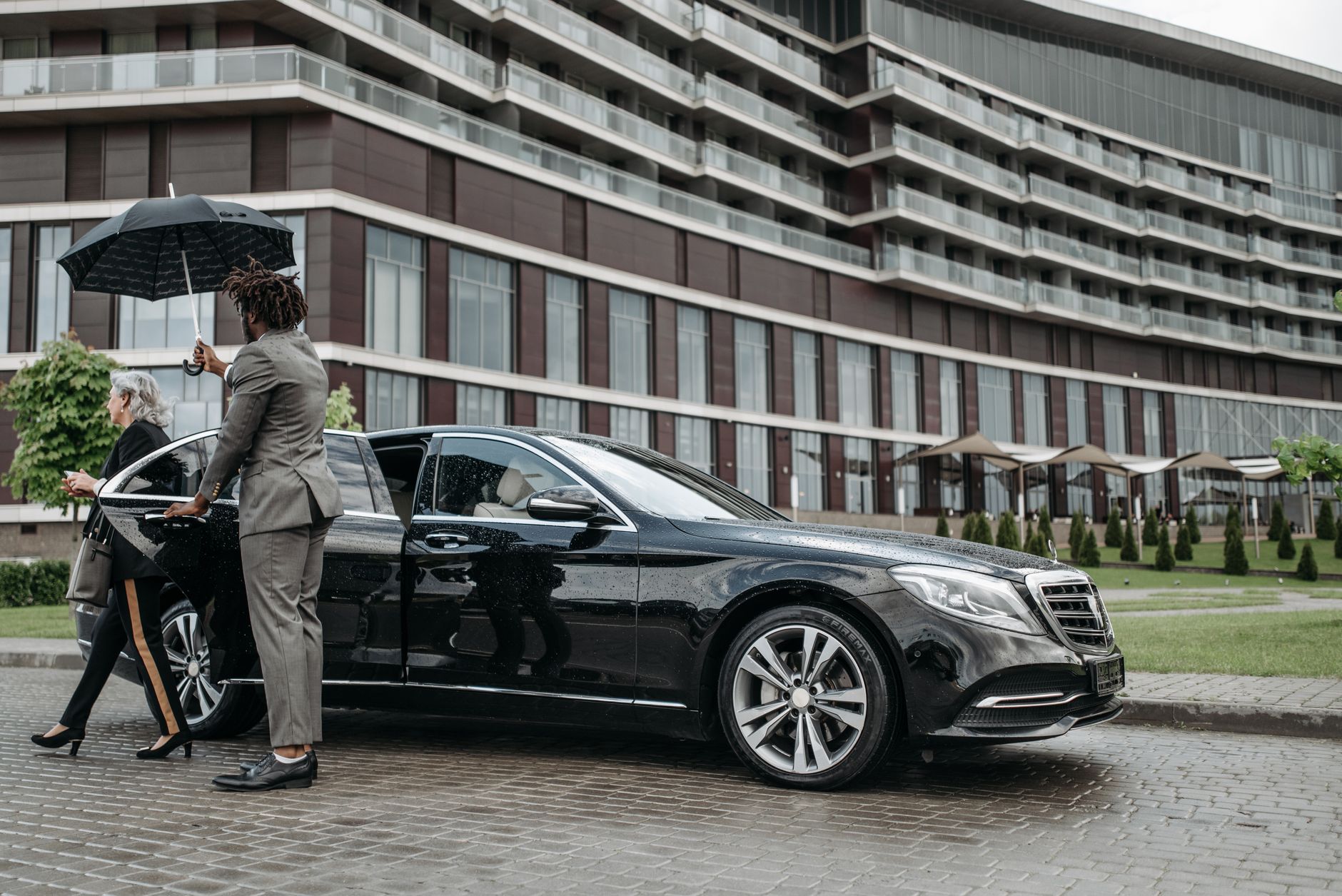 Chauffeur Privé équipe à Le Blanc-Mesnil